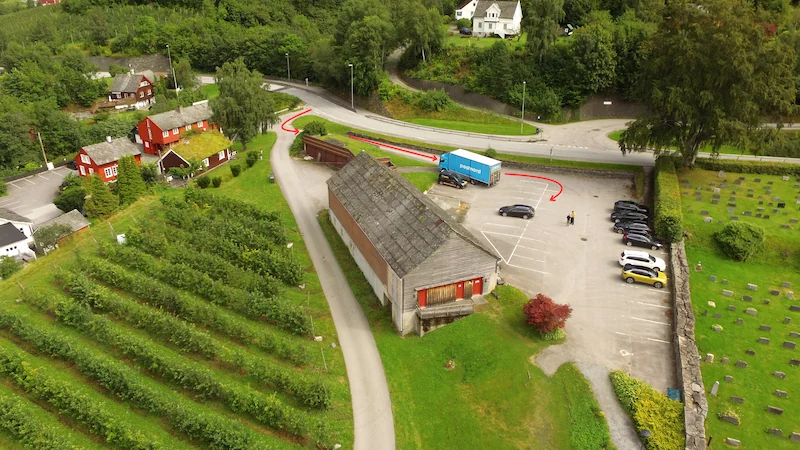 The waiting spot at Ullensvang Church